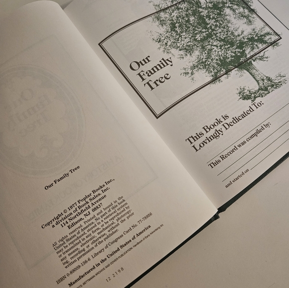 Our Family Tree Vintage Blank Genealogy Book - Picture 3 of 9